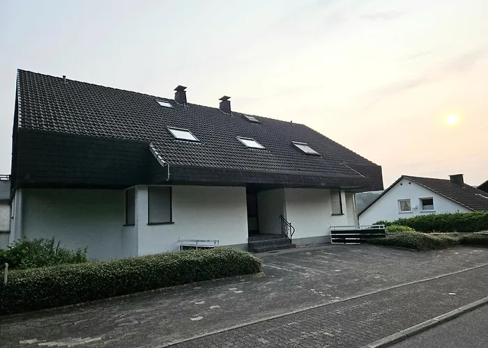 Gipfelpanorama Mit Berg- Und Seeblick, Boxspringbett Mit Ausfahrbarem Tv Winterberg